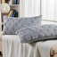Housse de coussin jacquard en fausse fourrure-167898207-167898203