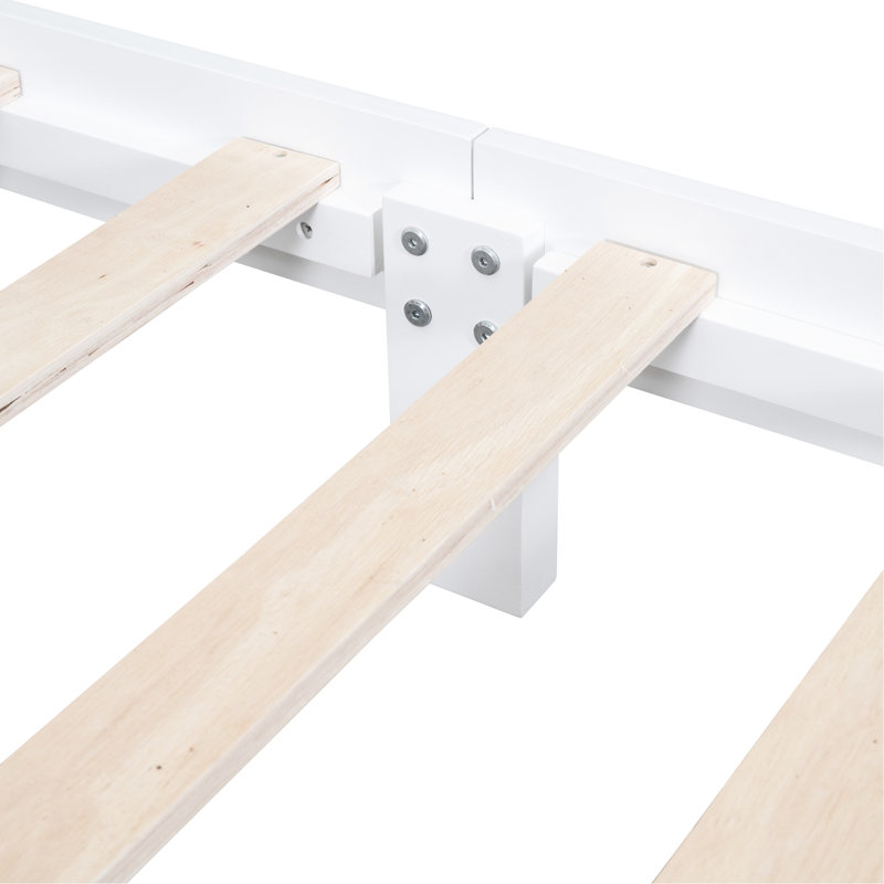 Grand lit, blanc avec plateforme à lattes en bois rétro pour une structure de lit de taille de chambre à coucher, et contreplaqué, lattes de style