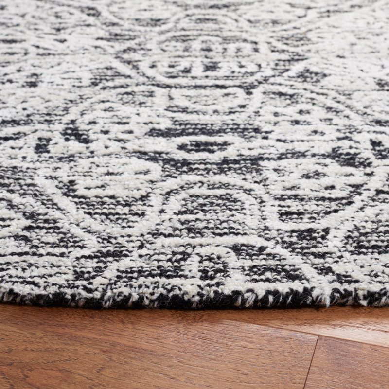 Bathsheba Hand Tufted Wool/Bamboo Silk/Cotton Geometric Rug in Ivory/Black, Round 6'