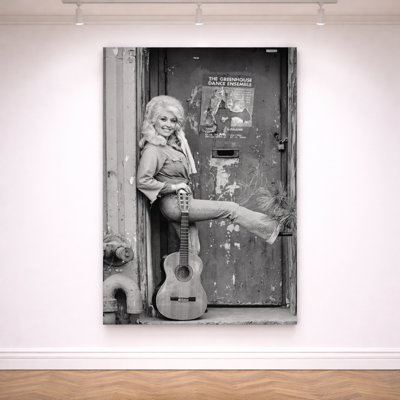 Canvas Wall Art - Dolly Parton with Guitar on the Porch, Vintage Country Portrait for Living Room and Bedroom