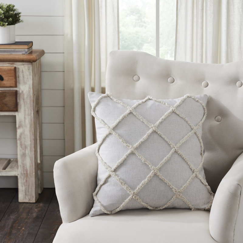 Frayed Lattice Creme & Black Pillow 20x20, Brun clair