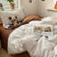 Ensemble de housse de couette chic à rayures beige et blanc Housse de couette respirante à rayures avec taies d'oreiller-128707354
