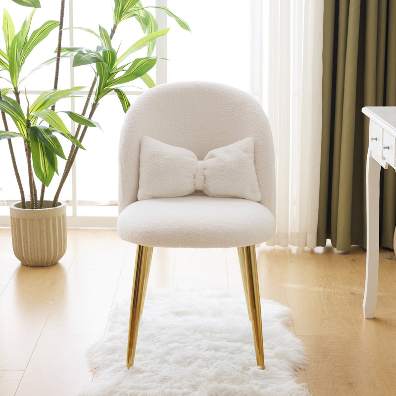 Winao 21.26'' W Make-Up Chair, Cream