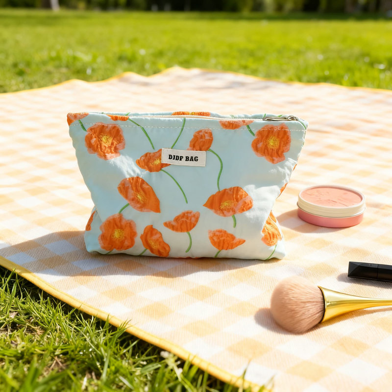 Trousse de maquillage esthétique pour femmes Trousse de rangement à grande capacité pour trousse de toilette en poudre