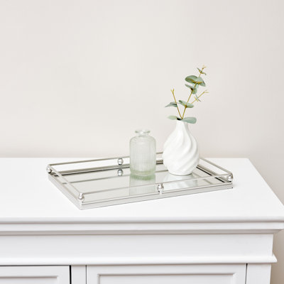 Alixzander Tray