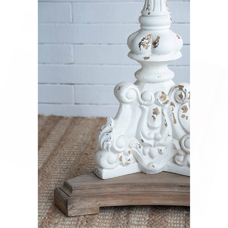 Charmante table d'appoint ronde blanche antique avec base sculptée exquise pour diverses pièces