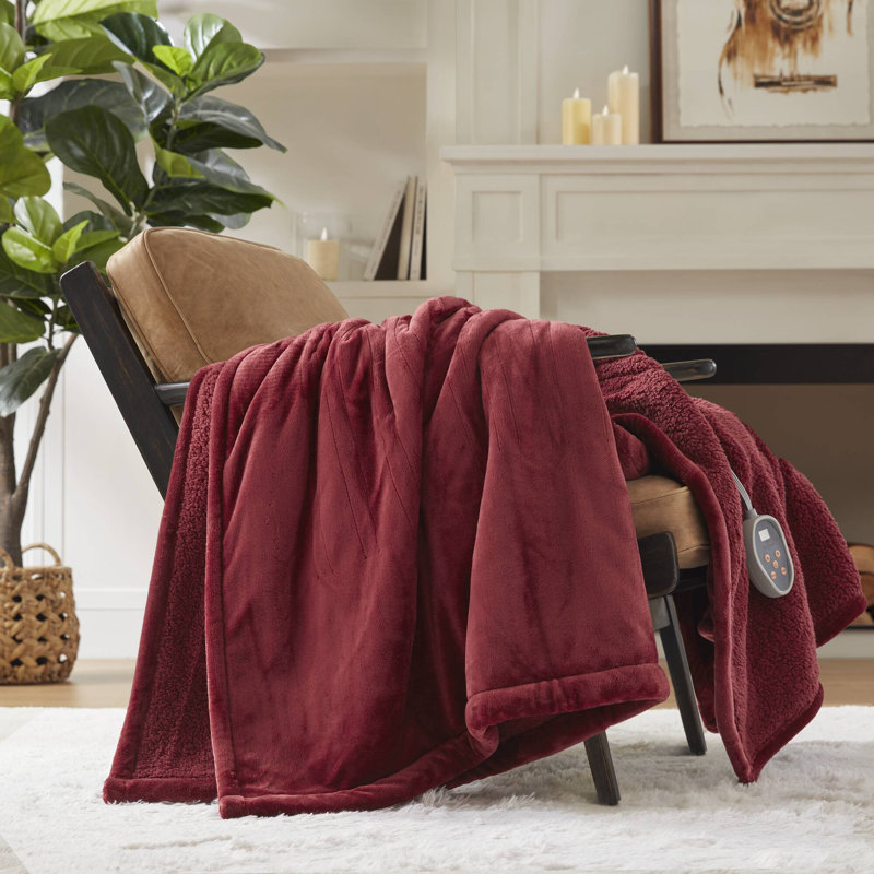 Twin Garnet Heated Plush to Berber Blanket
