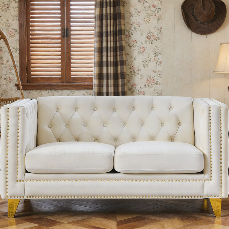 Canapé classique à 2 sections Chesterfield avec garniture cloutée et fabrication durable, parfait pour les espaces de vie élégants