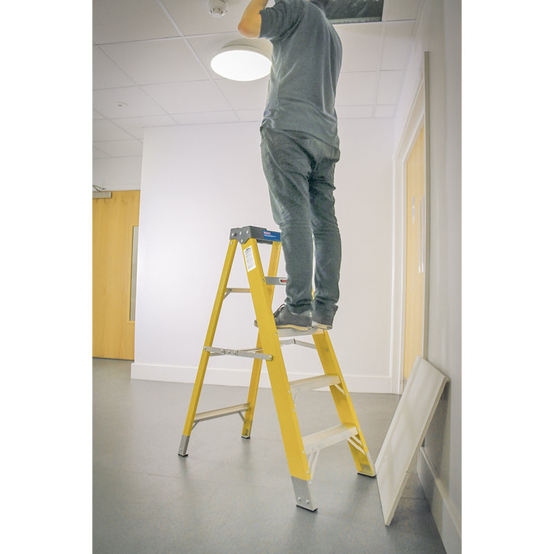 4 - Step Fibreglass Lightweight Folding Small Step Ladder