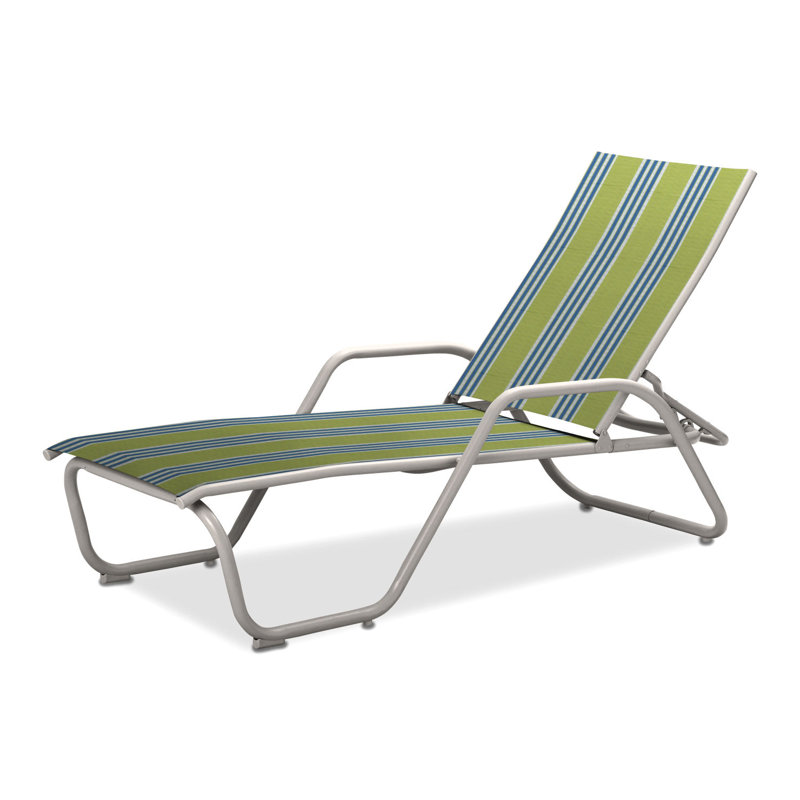 Outdoor Rust-Resistant Metal Chaise Lounge, Textured Snow, Limelite