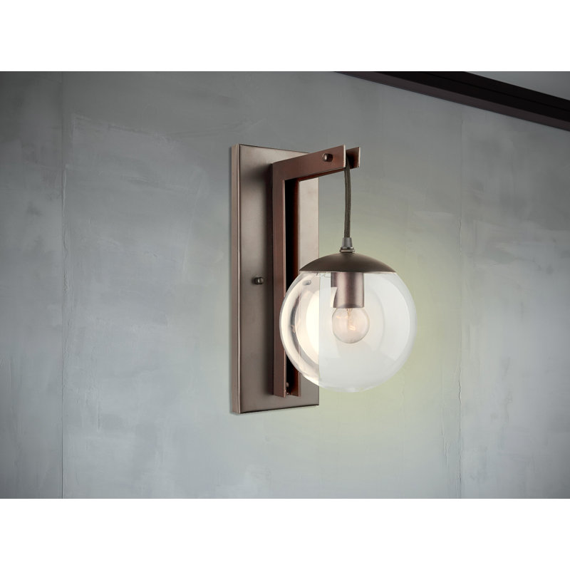 Farah Armed Sconce