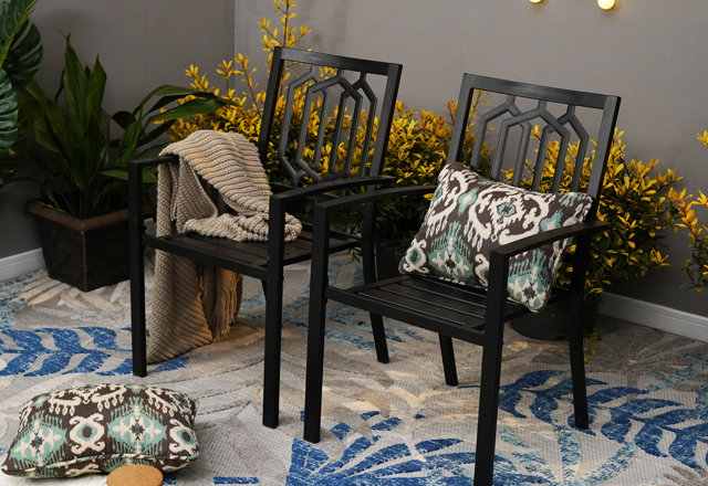 On Sale Now: Outdoor Dining Chairs