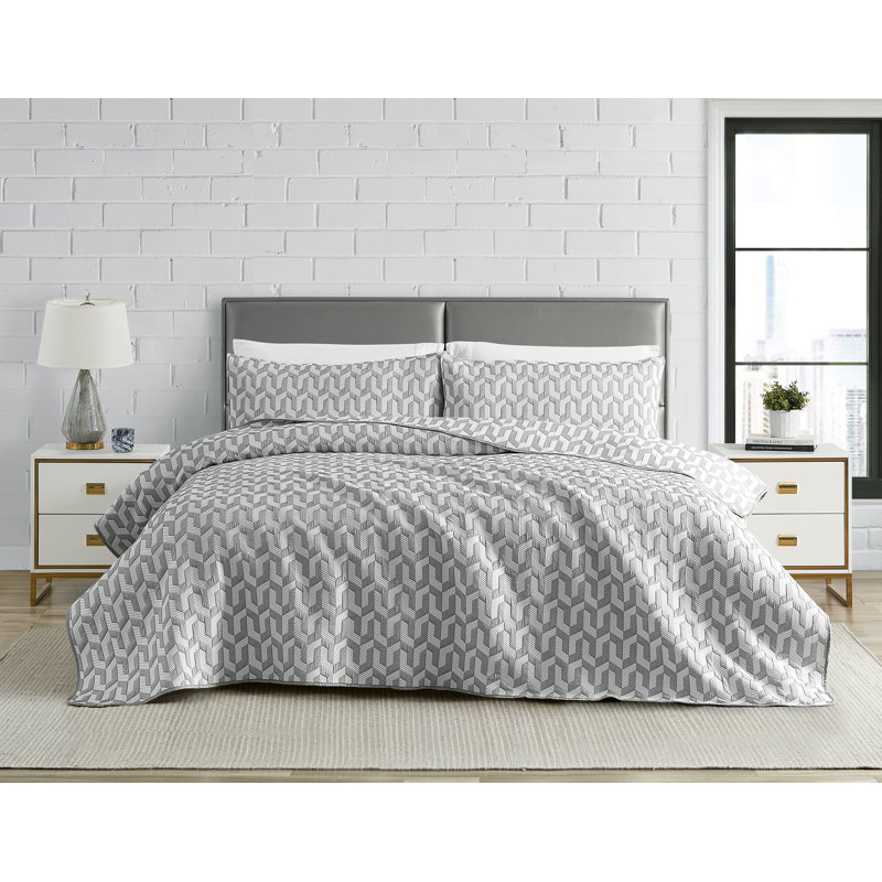 DESIGN STUDIO Torino Geo Soft Woven Matelasse Reversible Jacquard Cotton Blend Quilt Set, Gray, Twin Quilt + 1 Standard Sham