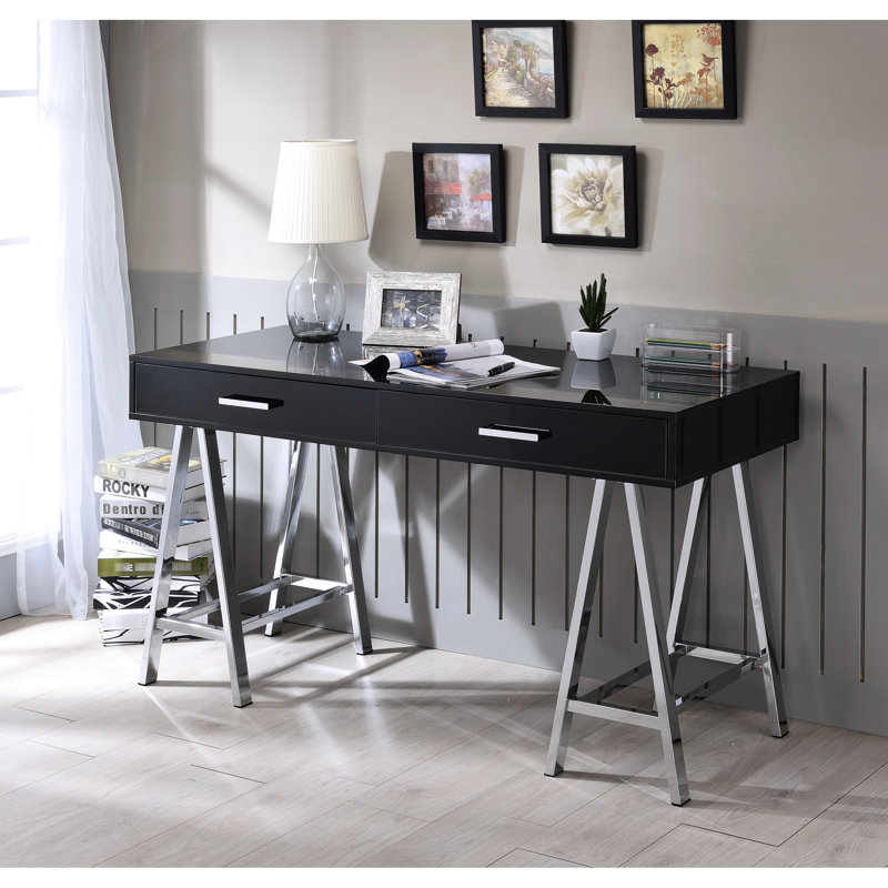 2 bureaux d'écriture noir lustré avec base en métal et tiroirs latéraux, largeur de 54 po, 32 po