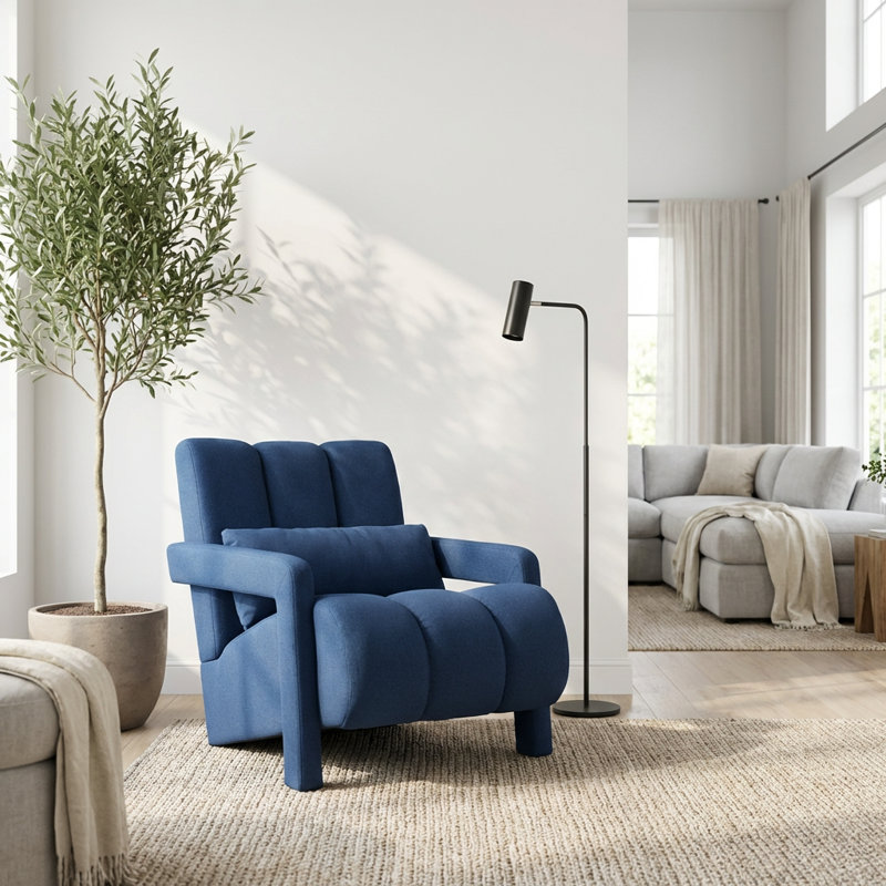 Élégante chaise d'appoint rembourrée avec coussin amovible