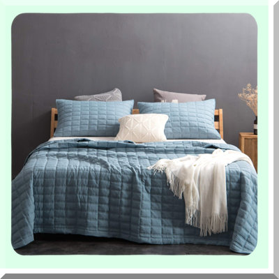 UltraSoft Stone-Washed Quilt Bedding Set - Lightweight Blanket Coverlet with Detailed Stitching - Machine Washable with 2 Shams