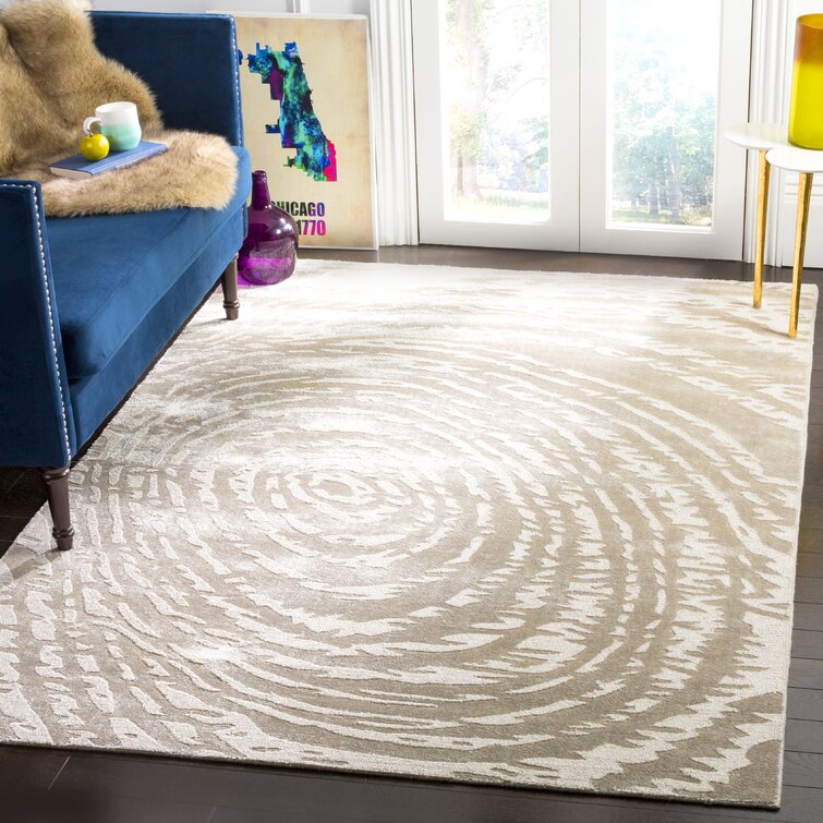 Oversized Rugs: A Visual Feast for Designing a Large Space - The