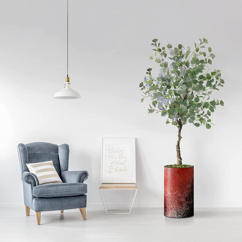 Arbre artificiel dans un pot de fleurs moderne, faux arbre en soie d'eucalyptus (décoration en pot et arbre)