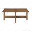 Ensemble de tables basses contemporaines carrées avec tabourets rembourrés 4 x 1 table basse