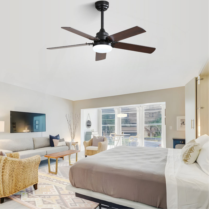Ventilateur de plafond moderne de 42 pouces avec lumière DEL et 5 pales à télécommande, moteur à courant continu réversible noir pour chambre à coucher