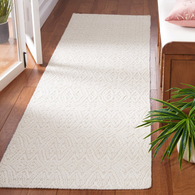 Martha Stewart 9602 Hand Loomed Wool/Cotton Damask Rug in Ivory