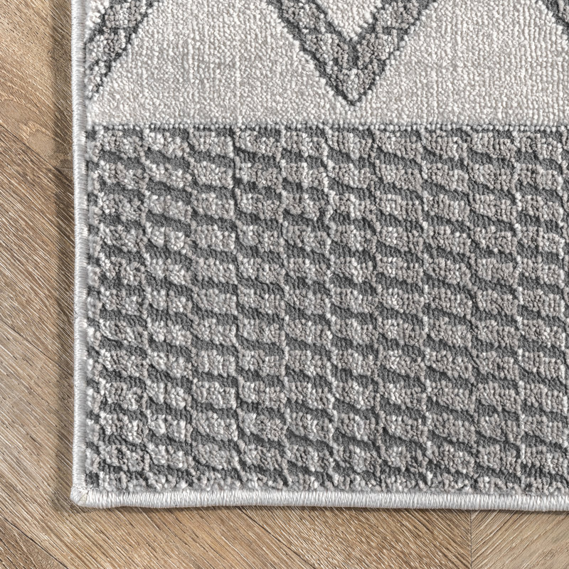 Sagers Moroccan Light Gray Area Rug, Rectangle 5' x 8'