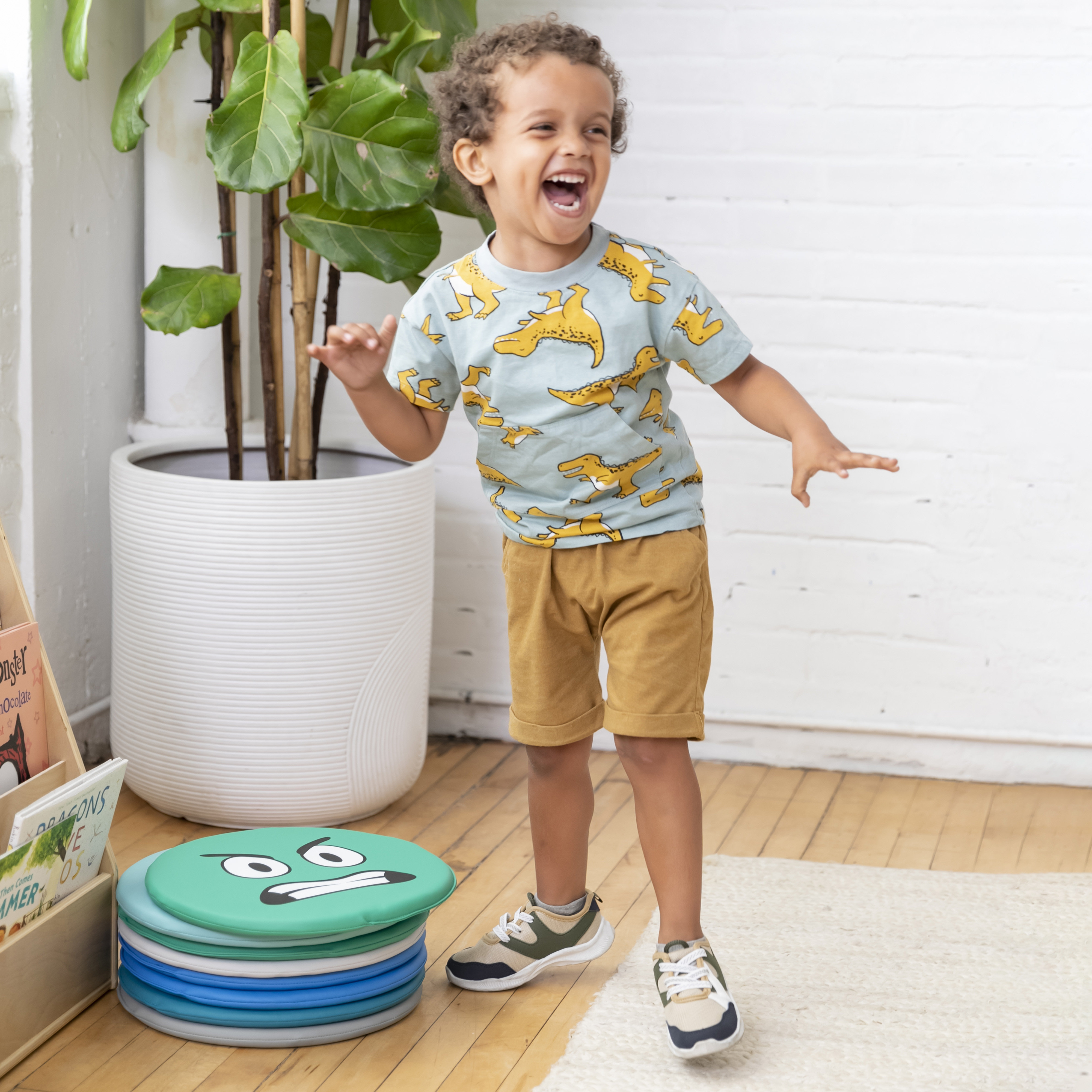 ECR4Kids SoftZone Emotion Pads with Mirror, Spanish, Expression ...