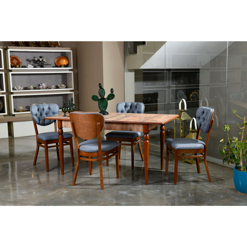 Ensemble repas pour quatre personnes, Noyer / gris