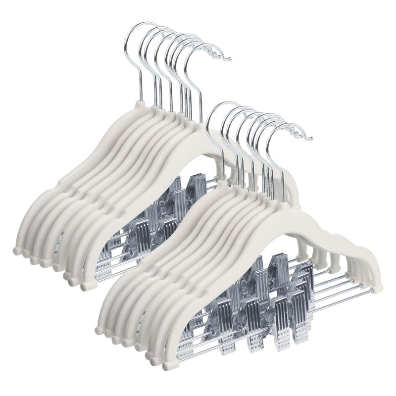 Bairiki Velvet Hangers With Clips, White