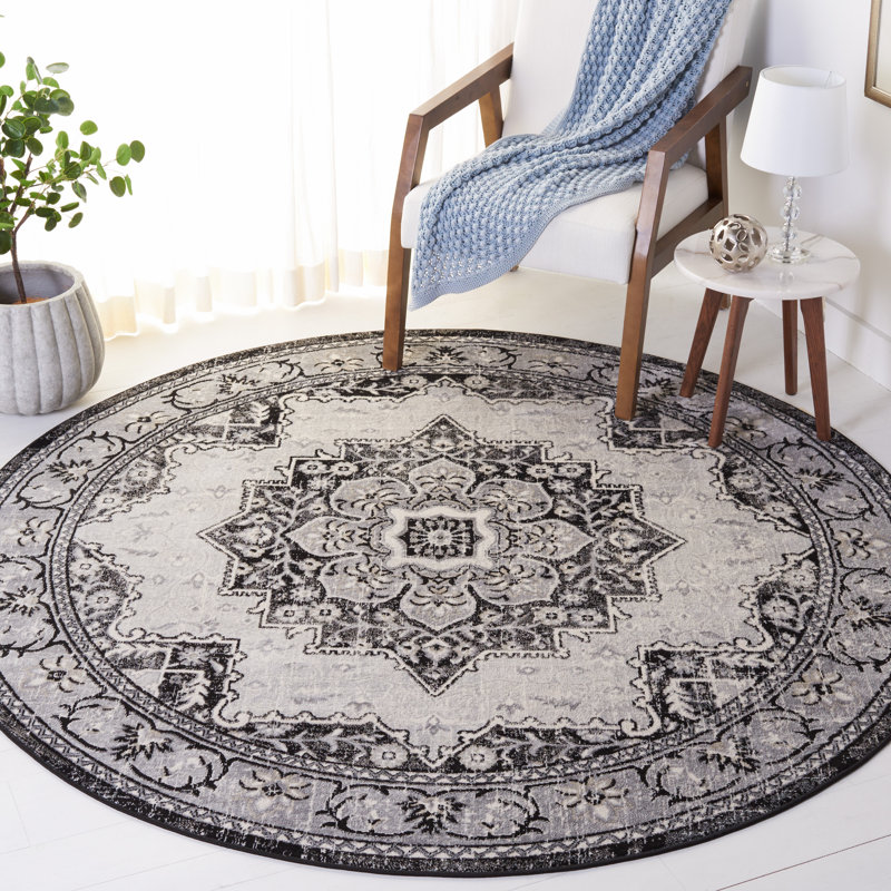 Daral Performance Oriental Rug, Round 6'7"