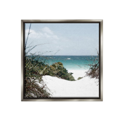 «Clear Beach Scenery Floater Frame» par Noah Bay sur toile
