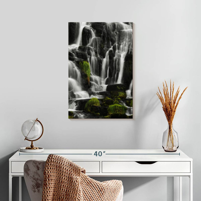 Cascade Kerrick White Sonority, H 24 po x l 16 po