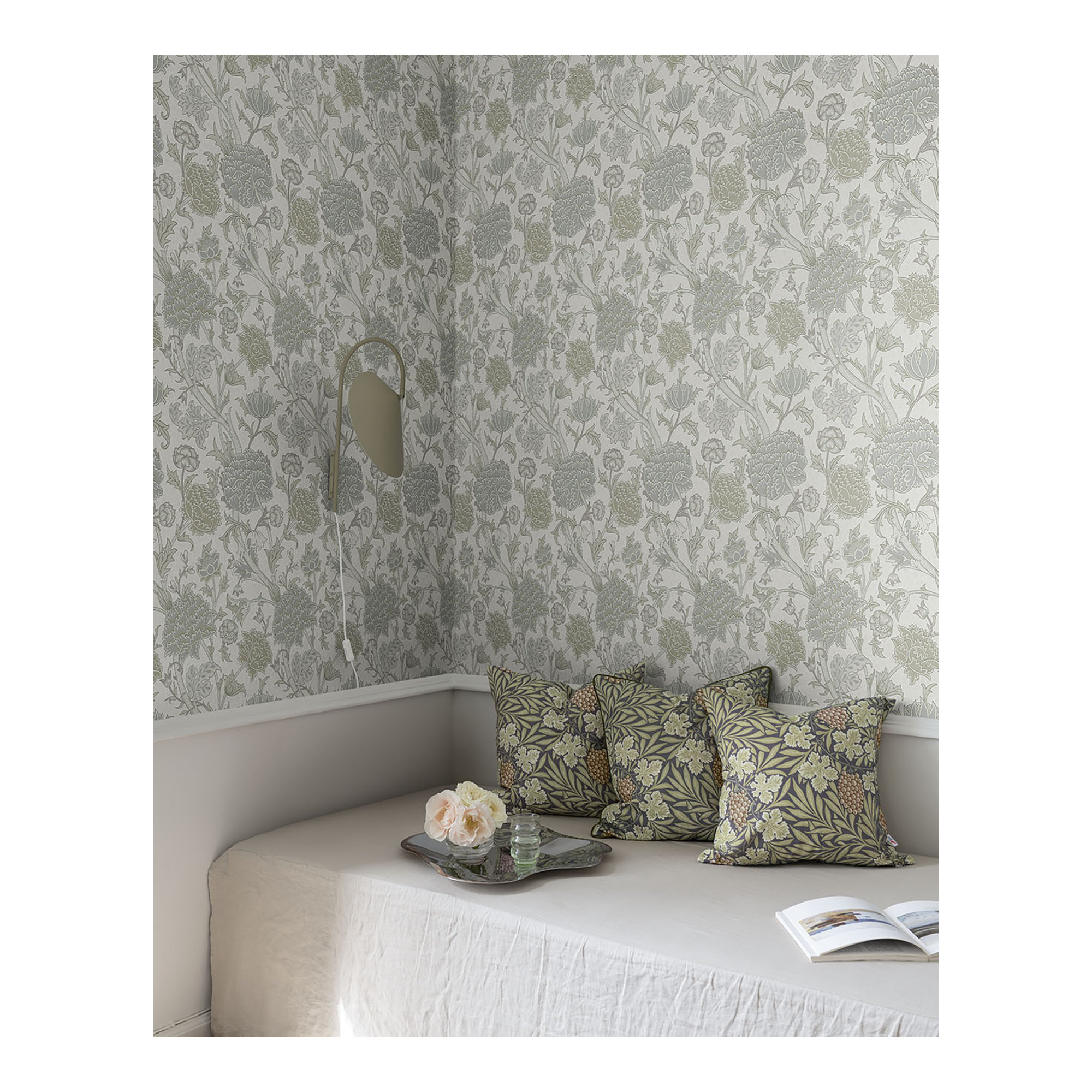 Floral Wallpaper, Light Green