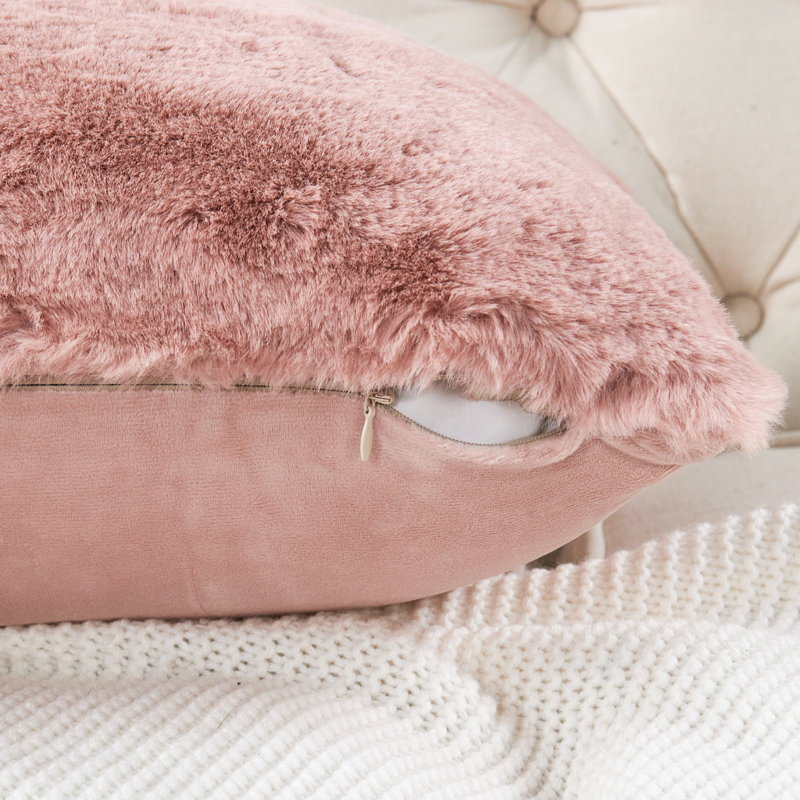 Housse de coussin lourd en fausse fourrure, Fumée rose, H 20 pi x l 20 pi