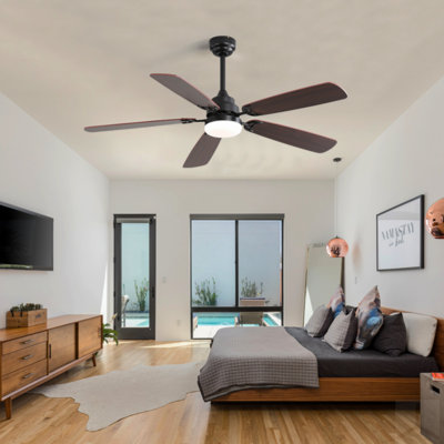 Ventilateur de plafond 52 pouces avec lumière à DEL à intensité variable, 6 vitesses, 5 pales, moteur à courant continu pour l'intérieur