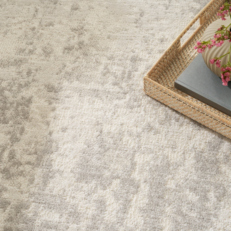Quam Abstract Modern Machine Woven Area Rug in Cream/Gray, Rectangle 5'3" x 7'3"