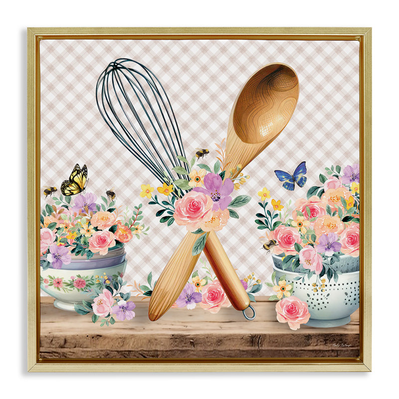 «Crossed Utensils on Gingham Floater», art mural sur toile par Nicole DeCamp, Cadre flottant métallique doré