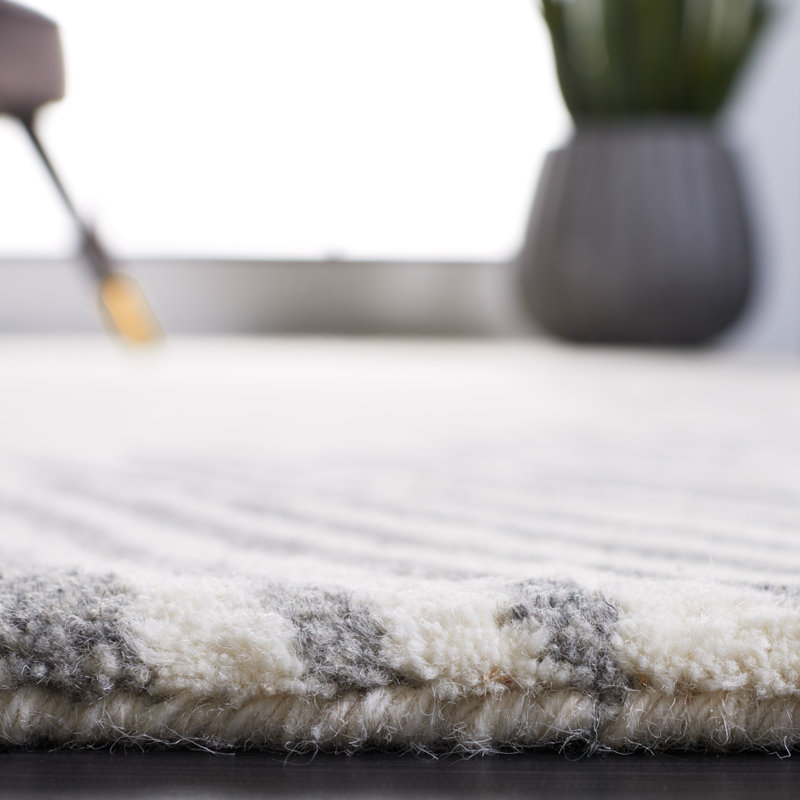Jakavian Hand Tufted Wool/Cotton Abstract Rug in Gray/Ivory, Square 5'
