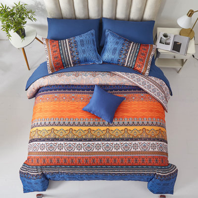 8-Piece Bohemian Striped Bedding Quilt Set Comforter and Sheet Set Soft Microfiber Complete Bedding Sets for All Season
