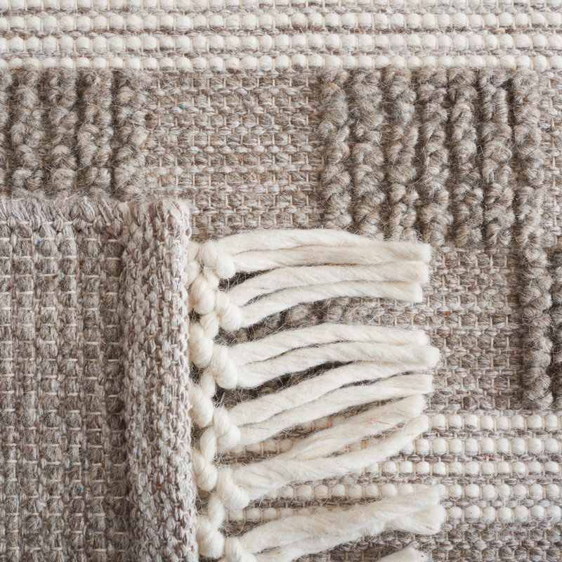 Selfridge Hand Loomed Wool/Cotton Southwestern Rug in Ivory/Brown, Rectangle 6' x 9'