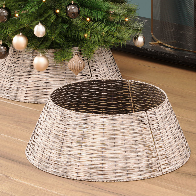 Wicker Christmas Tree Collar