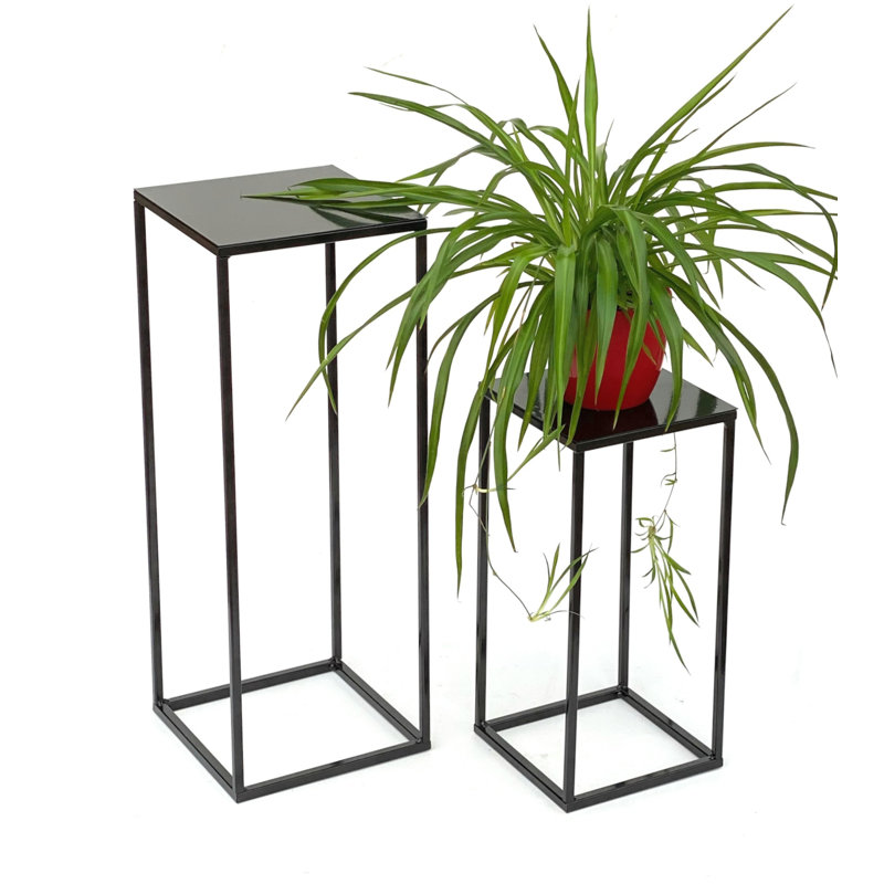 Nilio Plant Stand