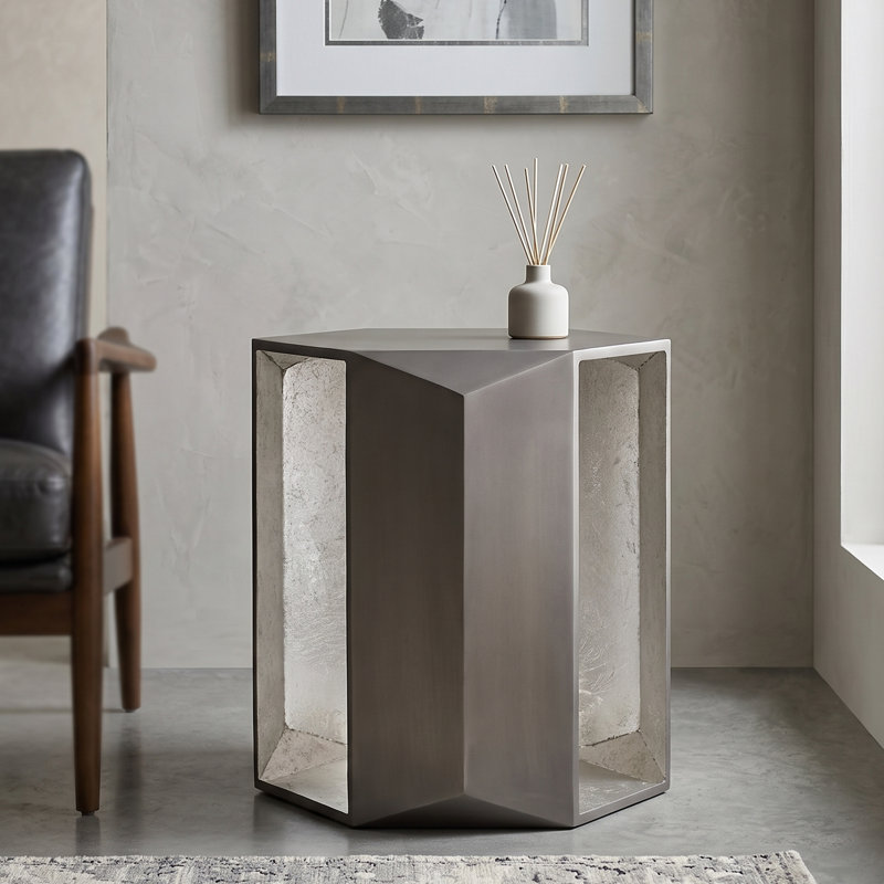 Table de bout 529 argent, Argent