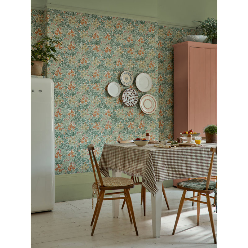 Bower Wallpaper, Herbal/Weld
