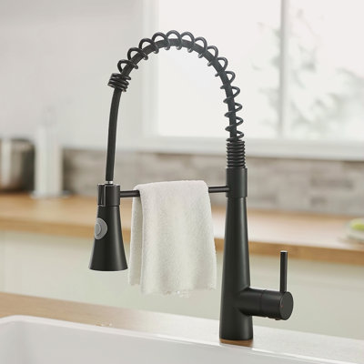 Commercial Black Kitchen Faucet With Pull Out Sprayer, Single Handle Single Lever Kitchen Sink Faucet