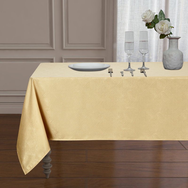 Nappe de couleur unie Dammon, Doré, L 104 po x l 60 po