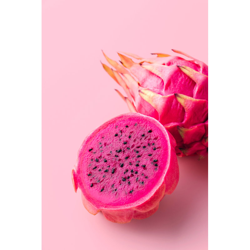 Dragon Fruit par See D Jan - Photographie sur toile tendue, H 12 po x l 8 po