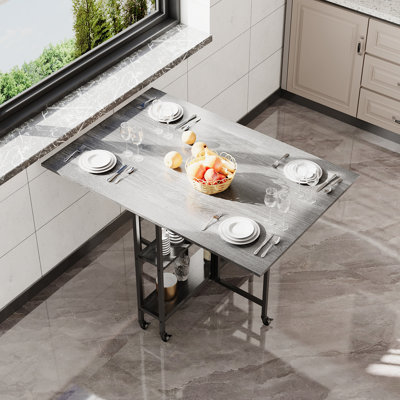 Folding table
