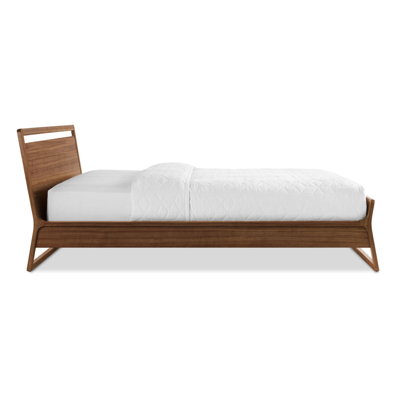 Woodrow Bed, Queen, Walnut