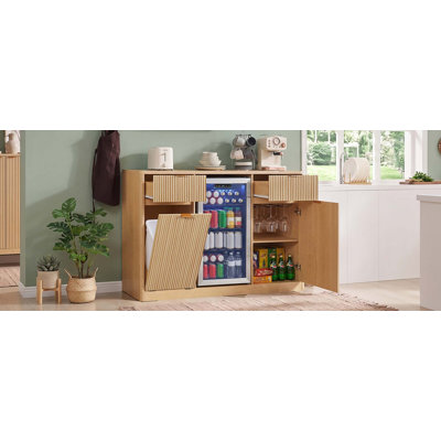Armoire à café 59 po avec espace pour réfrigérateur et armoire à ordures inclinable, mini armoire à vin avec rangement / station de charge